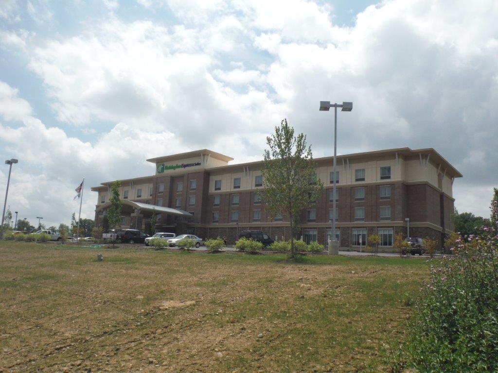 Civil Site Development - Morris Knowles & Associates - Holiday_Inn_Express_for_web